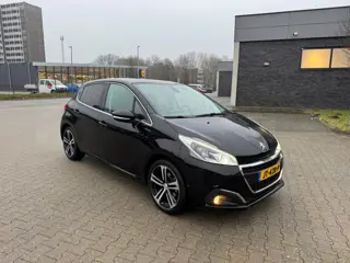 Peugeot 208 1.2 GT-line