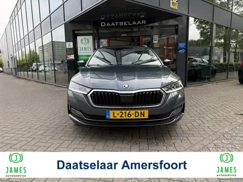 Škoda Octavia Combi 1.5 e-TSI Business Edition Automaat Trekhaak camera navi