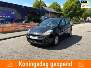 Renault Clio 1.5 dCi Parisienne NIEUWE APK!