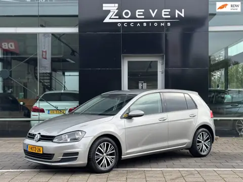 Volkswagen Golf 1.2 TSI Trendline only Export!!