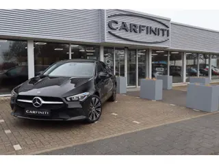 Mercedes-Benz CLA-klasse Shooting Brake 250 e 218 Pk / Panoramadak / Navigatie / Sfeerverlichting / 
