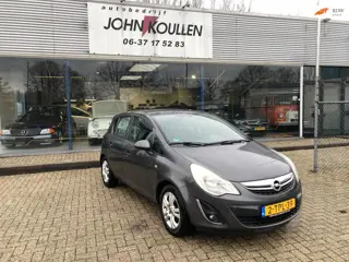 Opel Corsa 1.2-16V Cosmo