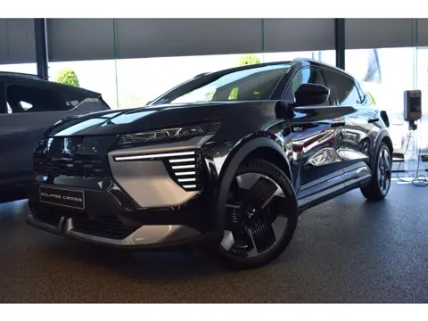 Mitsubishi Eclipse Cross Intense 87 kWh | Direct Leverbaar | 8 Jaar Mitsubishi Garantie |