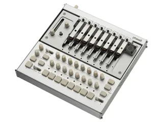 Korg Phase8