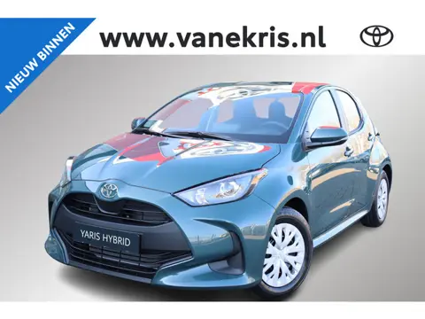 Toyota Yaris 1.5 Hybrid 115 Comfort Nieuw en snel leverbaar en nu met €3.500,- inruilvoordeel!!