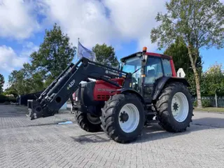 Valtra Valmet 6550 hitech met voorlader (bj 1999)