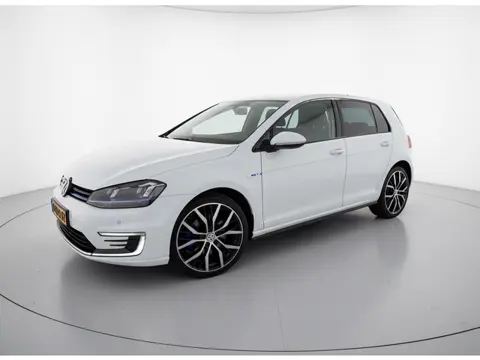 Volkswagen Golf 1.4 TSI GTE |Met Nw MEGARTONIC | PARELMOERWIT metallic