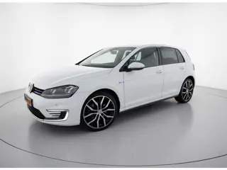 Volkswagen Golf 1.4 TSI GTE |Met Nw MEGARTONIC | PARELMOERWIT metallic