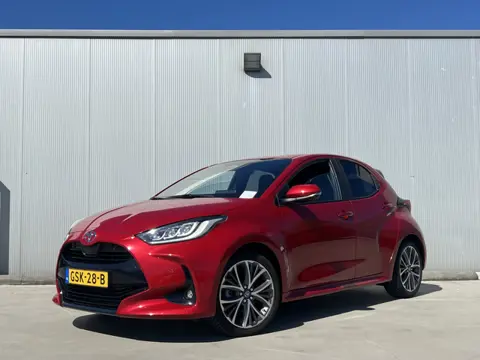 Toyota Yaris 1.5 Hybrid 130 Executive Automaat 130pk | Dodehoekdetectie | PDC | LED-koplampen | BTW-