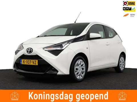 Toyota Aygo 1.0 VVT-i x-play Camera/Carplay/Airco/NAP