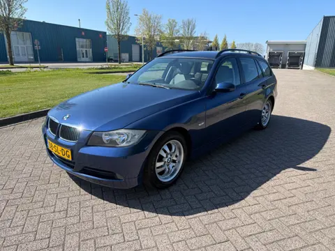 BMW 3-serie Touring 320i Automaat High Executive