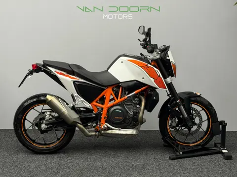 KTM 690 Duke | 17 DKM | 2016 | Garantie | Korte kentekenplth.