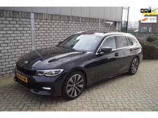 BMW 3-serie Touring 330i High Executive Edition Sport Line Autom Panodak Leder Sportst Stoelverw Nav