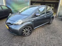 Toyota Aygo 1.0-12V Access | NIEUWE APK | 12 MND GARANTIE | AIRCO | ELEC RAMEN |