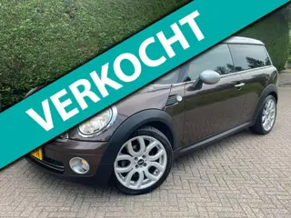 Mini Mini Clubman 1.6 Cooper Chili /AUTOMAAT/LEER/PANO/PDC/ORG NEDERLANDS!/