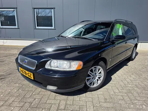 Volvo V70 2.4, LPG, AUTOMAAT, netto € 4.950, bijten vriendelijk!