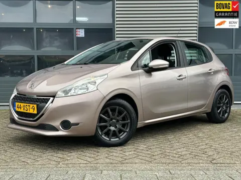 Peugeot 208 1.2 VTi Active | Navi | CRUISECR | Airco | Dealer onderhouden