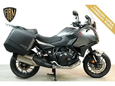Honda NT 1100 (bj 2024)
