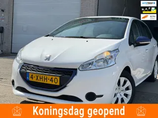 Peugeot 208 1.0 VTi LIKE/ luxe uitvoering/ 5drs/ nap/ 1jaar apk/ airco/ EL-ramen/ zeer nette auto.