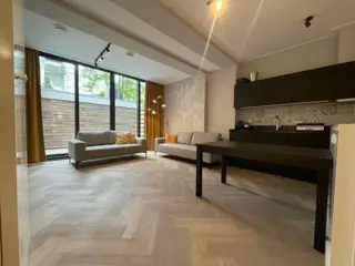 Woning aan de Rustenburgerstraat te Amsterdam