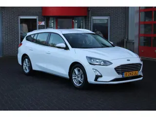 Ford Focus Wagon 1.0 EcoBoost Hybrid Trend Edition Business Led/Camera/Navi