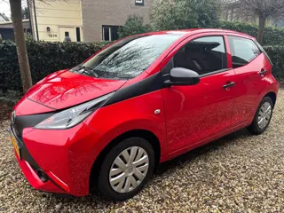 Toyota Aygo 1.0 VVT-i x-fun
