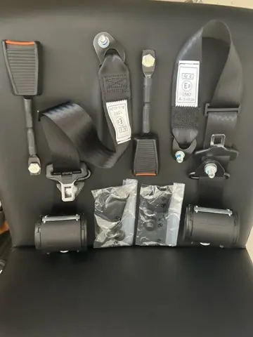 Seat belts Ferrari Dino 208 GT4 and 308 GT4