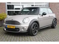 Mini Mini 1.6 Cooper Chili | Navigatie | Half leder | Orig. NL |