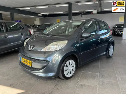 Peugeot 107 1.0-12V XR automaat 5-deurs airco elektrische pakket apk 04-02-2027