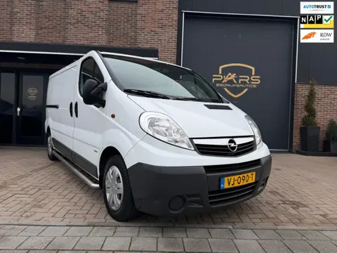 Opel Vivaro 2.0 CDTI L2H1 Lang 3 persoons Airco Cruise Navi Elk.Ramen zeer nette