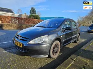Peugeot 307 1.6-16V XT airco ,nap ,nieuwe apk