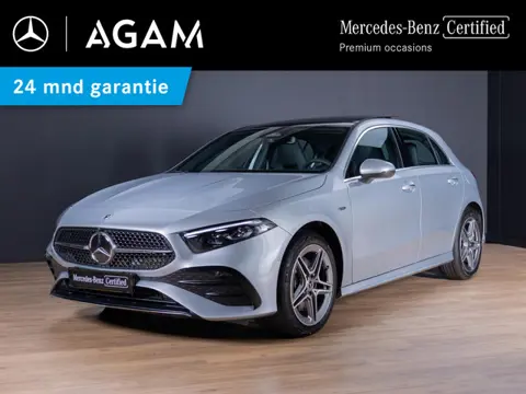 Mercedes-Benz A-Klasse Hatchback 250 e Business Solution AMG Panorama dak