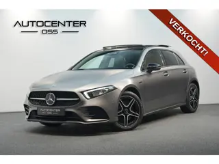 Mercedes-Benz A-Klasse 250 e AMG MAGNO MAT ✅ PANO ✅ NIGHT ✅ CAMERA ✅ SFEER ✅ MBUX-HIGH END