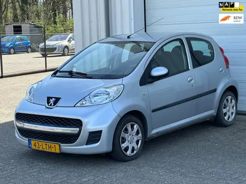 Peugeot 107 1.0-12V Airco, Elektrische ramen, APK, NAP!