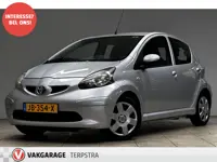 Toyota Aygo 1.0-12V + /5-Drs /Airco /Elek. ramen voor /C.V. afstand /Radio-CD AUX /Isofix /Stuurbekr