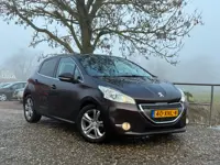 Peugeot 208 1.4 VTi Allure | NAP | Navi + Clima + Cruise nu €4.975,-!!