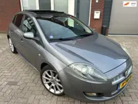 Fiat Bravo 1.4 MultiAir Sport / Pano / Leder / Navi / PDC