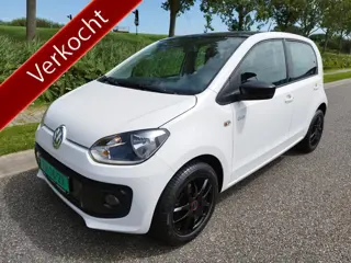 Volkswagen up! 1.0 Cup up! BlueMotion ** NAVI ** 117.451 km ** Bluetooth ** Stoelverwarming ** 5 DRS