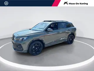 Volkswagen Tiguan R-Line Edition 1.5 eHybrid 204 PK 6 versn. DSG · Black Style Pakket · Panoramaschu