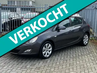 Opel Astra 1.4 Turbo Edition 5 deurs 120PK! UNIEK KMST NAP! Airco l Cruise l TREKHAAK l Elek pakket!