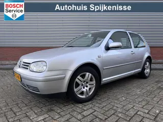 Volkswagen Golf 2.0 Highline | Climatronic | Automaat | Trekhaak | Lage km stand |