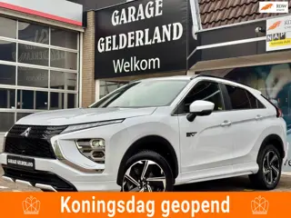 Mitsubishi Eclipse Cross 2.4 PHEV Intense+ | Bi-Xenon | Full-Led | Navi | Camera | Cruise | Climate 