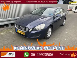 Volvo V60 1.6 T3 Ocean Race Clima, Stoelvw, Navi, CC, PDC, LM, Afn.Trekh, – Inruil Mogelijk –