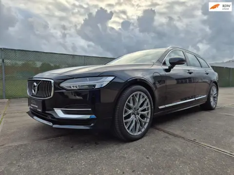 Volvo V90 2.0 T8 AWD Momentum Pro