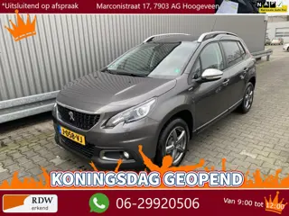 Peugeot 2008 1.2 PureTech Blue Lion Clima, CC, Carplay, Navi, PDC & Cam. LM, – Inruil Mogelijk –