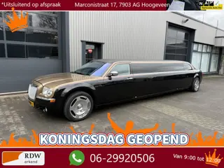 Chrysler 300C 3.5 V6 Stretch Limousine 120 Custom UNIEK! met Nieuwe APK – Inruil Mogelijk –