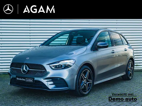 Mercedes-Benz B-Klasse 250 e Business Solution AMG Premium PLUS | Panorama dak | Trekhaak