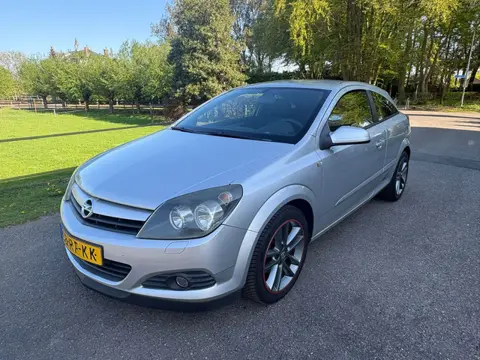 Opel Astra GTC 1.8 Sport