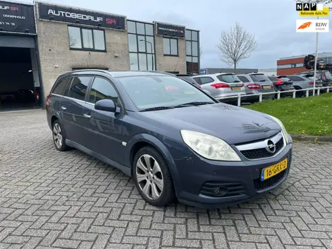 Opel Vectra Wagon 1.8-16V Executive Airco!