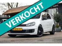 Volkswagen Golf 2.0 GTI Adidas Edition Automaat I Gelimiteerde oplage I Bi-Xenon I Bodykit I Wit par